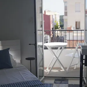 https://hostal-sa-roqueta-mahon.balearic-islands.net